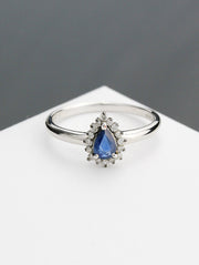 Neptune Tear Drop Round Ring